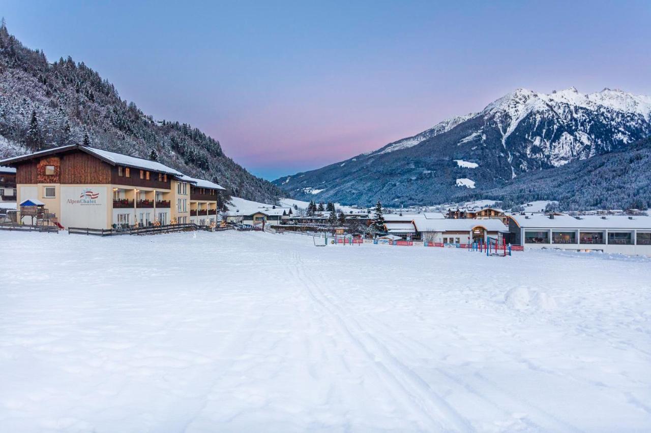 Apparthotel Alpenchalet Neukirchen am Großvenediger Exterior photo